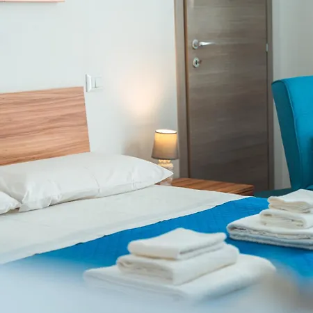 Clizia Сиракузы